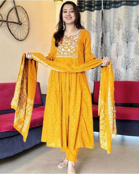 ANNI DESIGNER Women Embroidery Anarkali Kurta Set