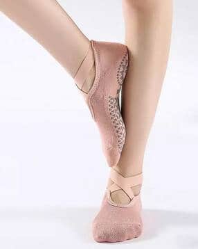 cumsin Women Anti-Skid Socks with Silicone-Sole-picture-15