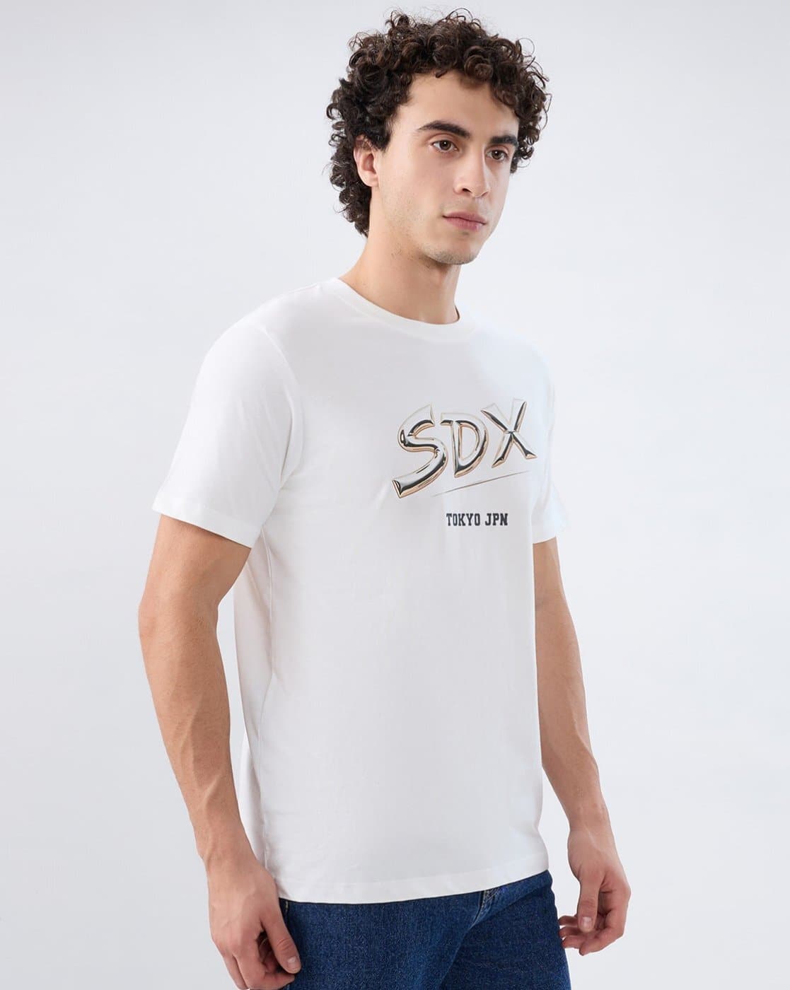 Buy White Tshirts for Men by SUPERDRY Online | Ajio.com