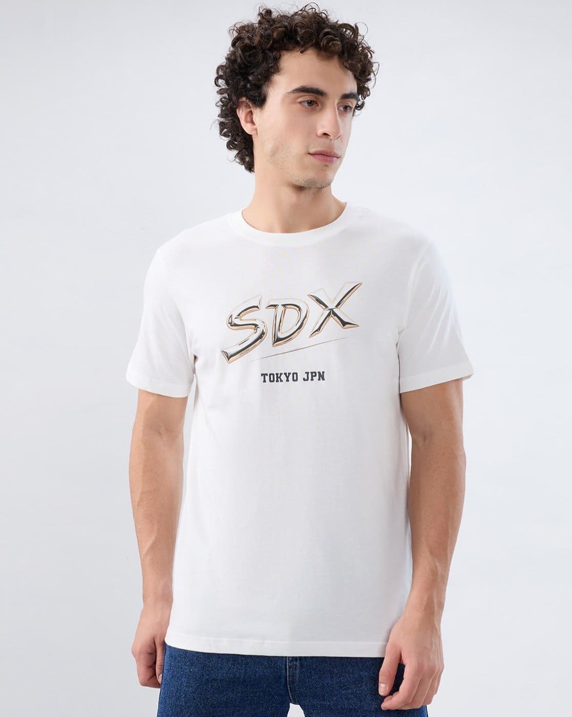 Buy White Tshirts for Men by SUPERDRY Online | Ajio.com