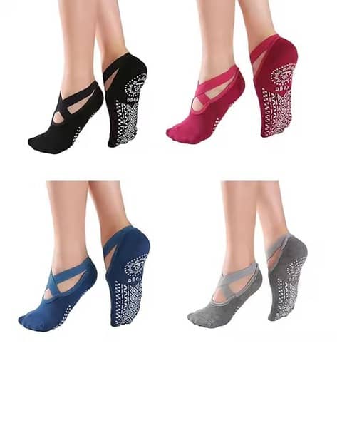 CUMSIN Women Pack of 4 Non-Slip Yoga Socks