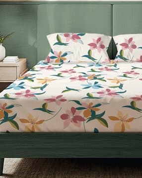 urban space Floral Print Bedsheet with Pillow Covers-picture-41