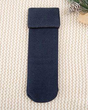 Women Mid-Calf Length Socks-image-12