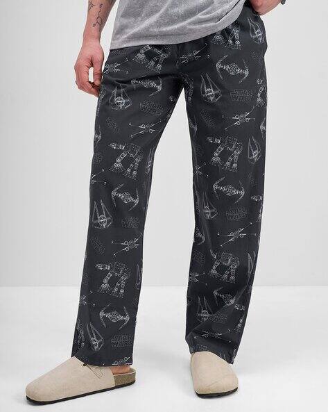 Super Store By Highlander Star wars - Highlander Star Wars Star Wars Men Black Cotton Printed Lounge Pant