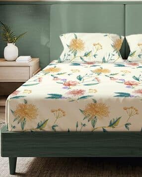 urban space Floral Print Flat Bedsheet with Pillow Covers-picture-14