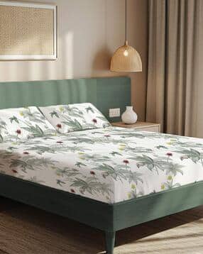 urban space Floral Print Bedsheet with Pillow Covers-picture-34