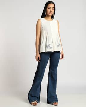 svrnaa by azorte Embroidered Sleeveless Top-picture-40