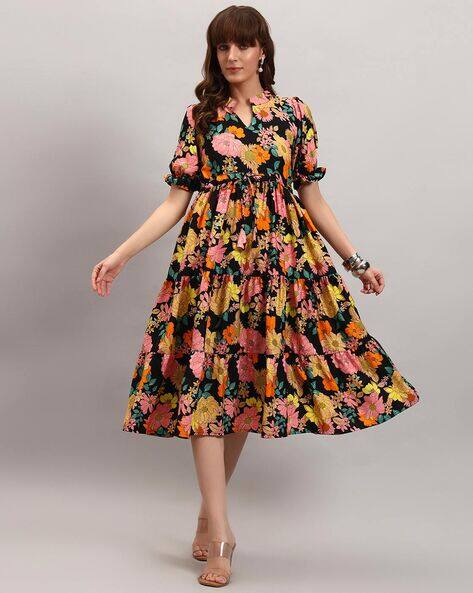 Raiyani Enterprise X AG Women Floral Print Tiered Dress