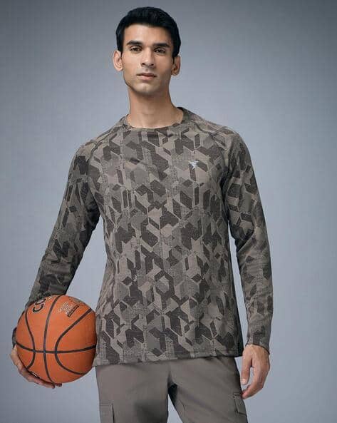 Men Geometric Print Slim Fit Round-Neck T-Shirt