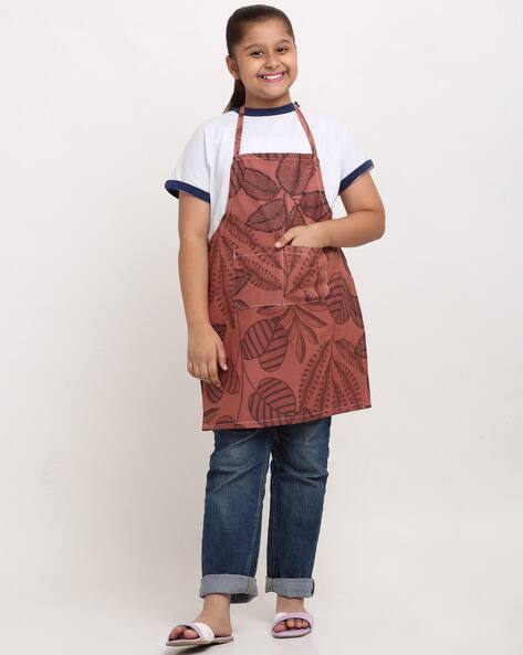 Arrabi Leaf Print Apron with Patch Pocket