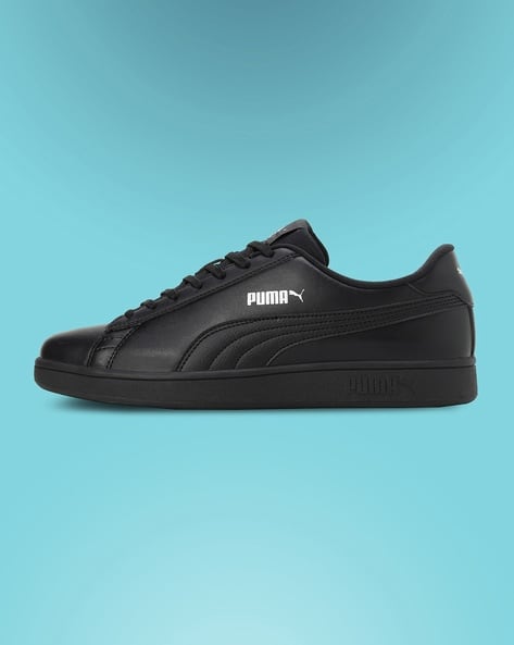 Smashic Comfort Casual Sneakers at Rs. 1575