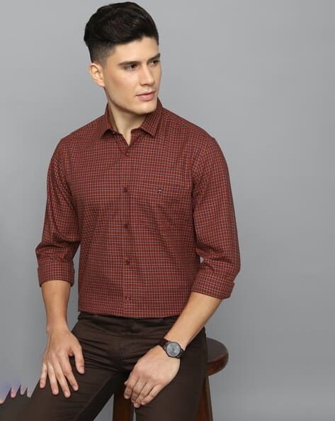 LP-Y Men Checked Slim Fit Shirt