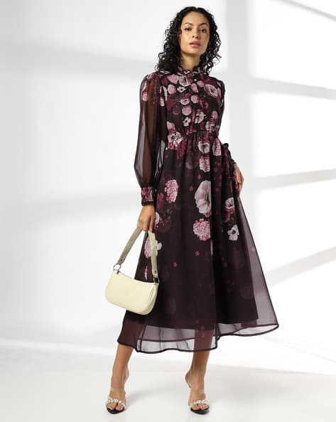 Buy Fig Women Floral Print Fit & Flare Dress Online | Ajio.com Buy Fig Women Floral Print Fit & Flare Dress Online | Ajio.com
