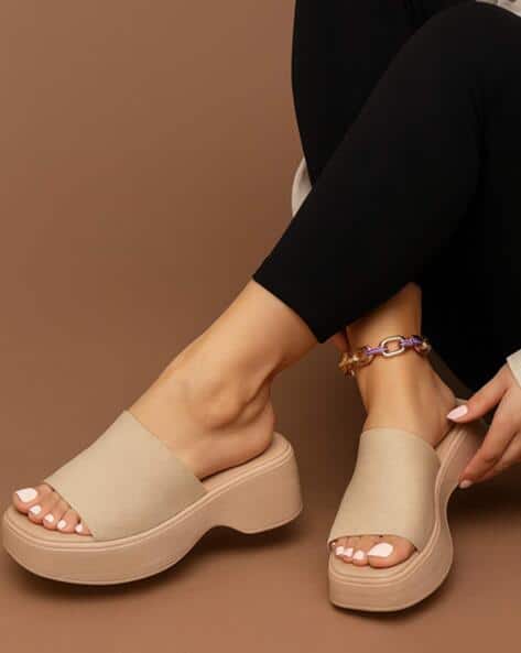 GLO GLAMP Women Open-Toe Wedge Heeled Sandals