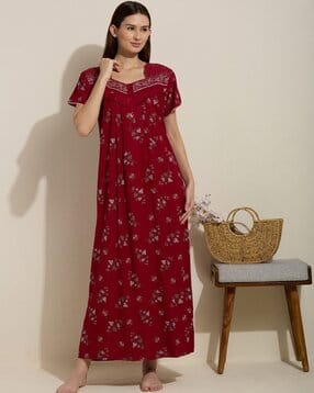 nightspree Women Floral Print Square-Neck Nightie-picture-14