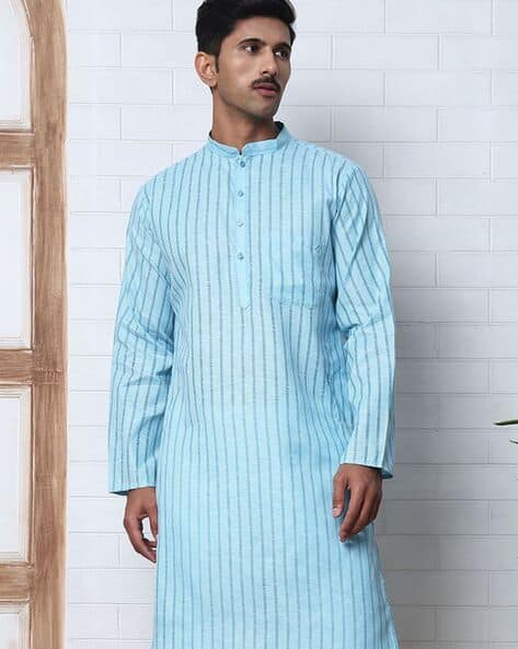 Men Embroidered Straight Kurta