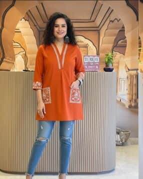 indie picks Embroidery Straight Tunic-picture-23