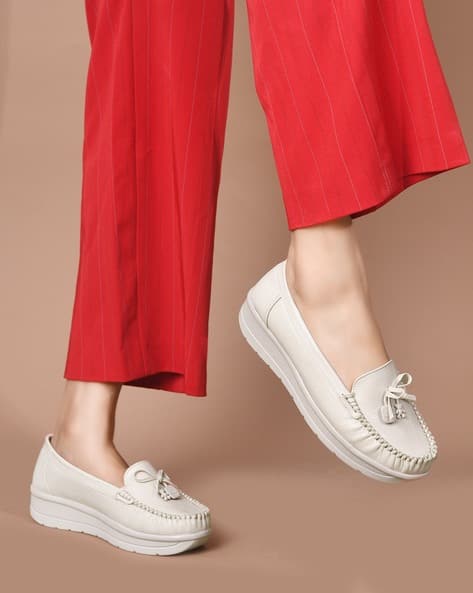JM LOOKS Women Round-Toe Loafers with Bow Accent