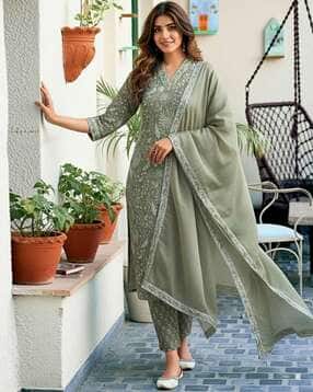 revangi Women Printed 3-Piece Straight Kurta Set-picture-17