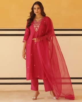 gosriki Women Embroidery Straight Kurta Set-picture-0