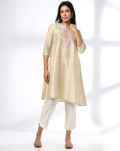 AVAASA MIX N' MATCH Women Embroidered A-Line Kurta
