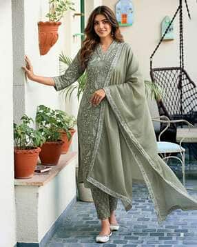 aradhna Women Floral Print Straight Kurta Set with Dupatta-picture-36