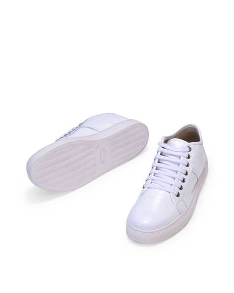 WOODLAND Women Casual Shoes with Leather Upper