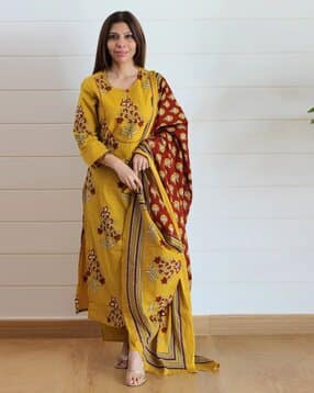 myrie Women Floral Print Straight Kurta Set with Dupatta-picture-35
