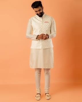 kisah Men Regular Fit Nehru Jacket with Welt Pockets-picture-11
