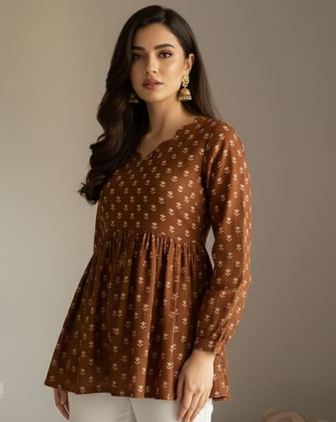 Women Printed Regular Fit Top