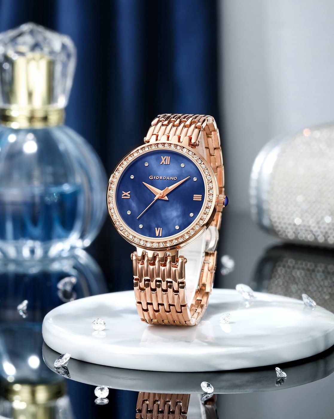 Buy Giordano A2060-44 Water-Resistant Anal Online | Ajio.com