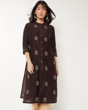 Women Embroidered Straight Kurta