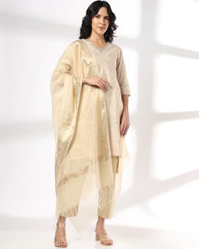 avaasa mix n' match Women Floral Woven Dupatta with Tassels-picture-34