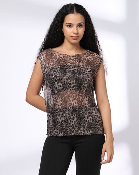 Women Leopard Print Regular Fit Boat-Neck Top