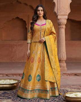 aurelia Women Embellished 3-Piece Lehenga Set-picture-40