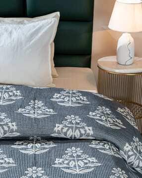 saral home Cotton Booti Quilt with Pillow Cover-picture-30