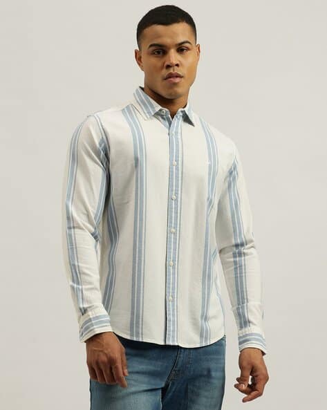 UNITED COLORS OF BENETTON Men Striped Regular Fit Shirt