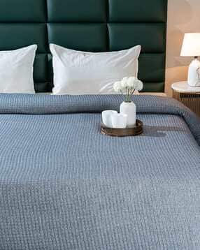  Self Stripe Cotton Quilt with Pillow Cover