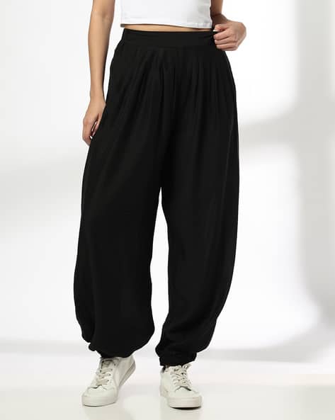 RIO Women Pleated Balloon Fit Trousers