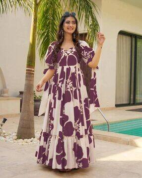 vraj enterprises Women Floral Print Sweetheart-Neck Gown-picture-11