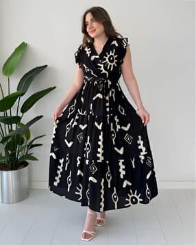 Women Tribal Print Tiered Dress 