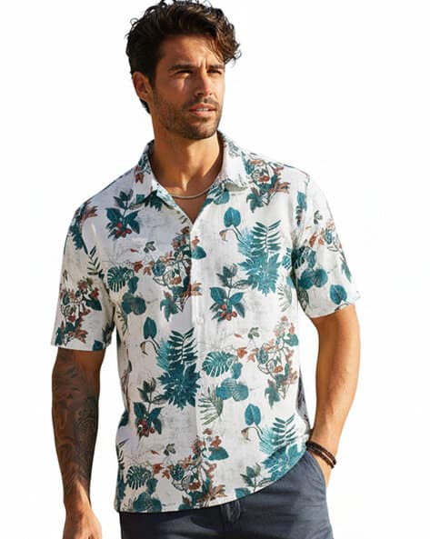 Zilcon Men Printed Regular Fit Shirt with Spread Collar