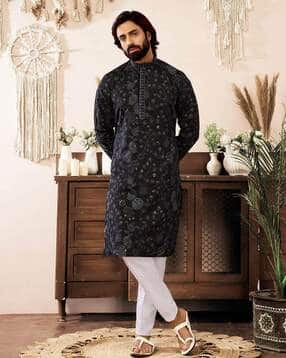indiroop Men Embroidered Regular Fit Kurta with Mandarin Collar-picture-23