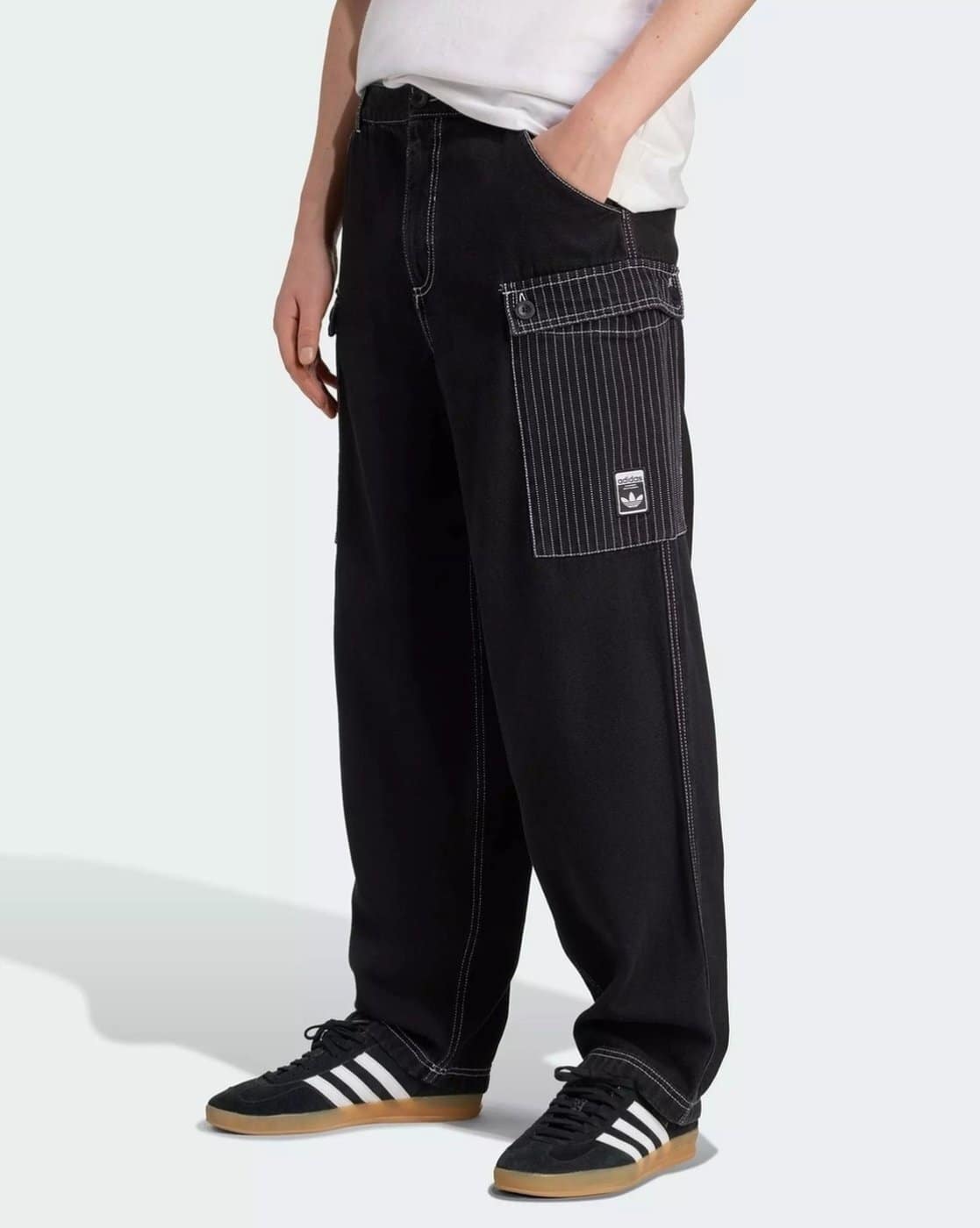 Buy Adidas Originals Men Graphic Logo Straight Pants Online | Ajio.com