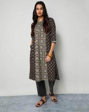 melange by lifestyle Women Printed Round-Neck Kurta-picture-17