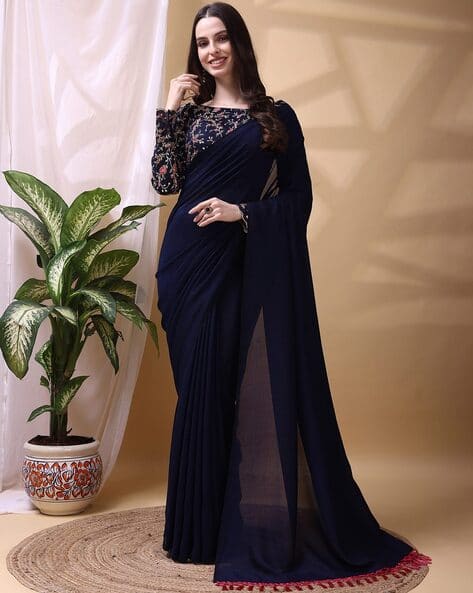 Nyrika Women Silk Saree with Tassels
