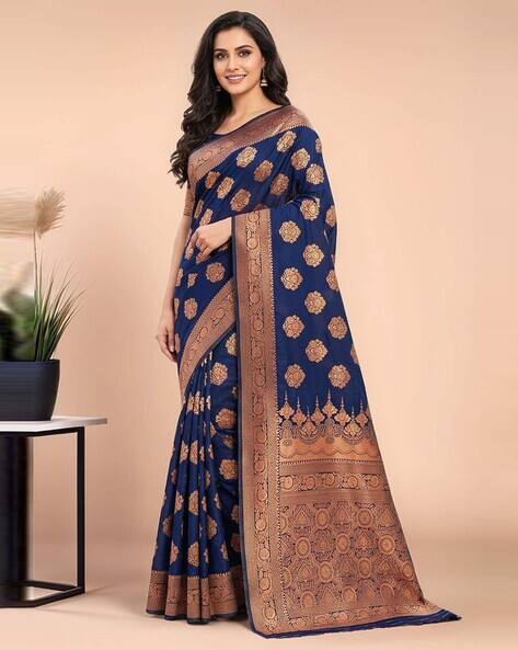 Nyrika Women Zari Woven Silk Saree