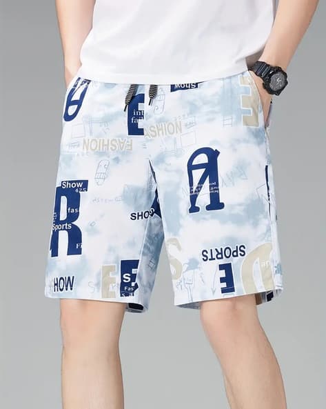 Alpha Tribe Men Typographic Print Mid-Rise Regular Fit Shorts