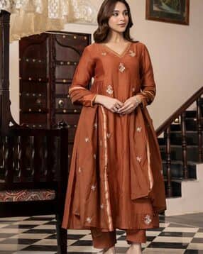 svaraa Women Embroidered Anarkali Kurta Set with Dupatta-picture-32