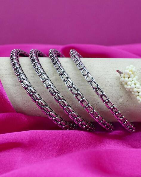 SALONI FASHION JEWELLERY Women Set of 4 Silver-Plated Bangles